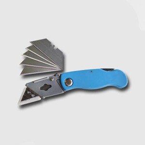 Zavírací nůž s výměnným břítem RICHMANN